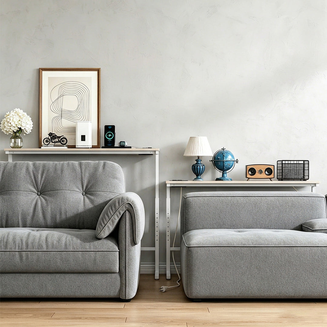Console / tavolino con presa di ricarica Maclean, bianco con piano chiaro, regolazione in altezza 62-83 cm, max 25 kg, cavo da 2,5 m, MC-140 W