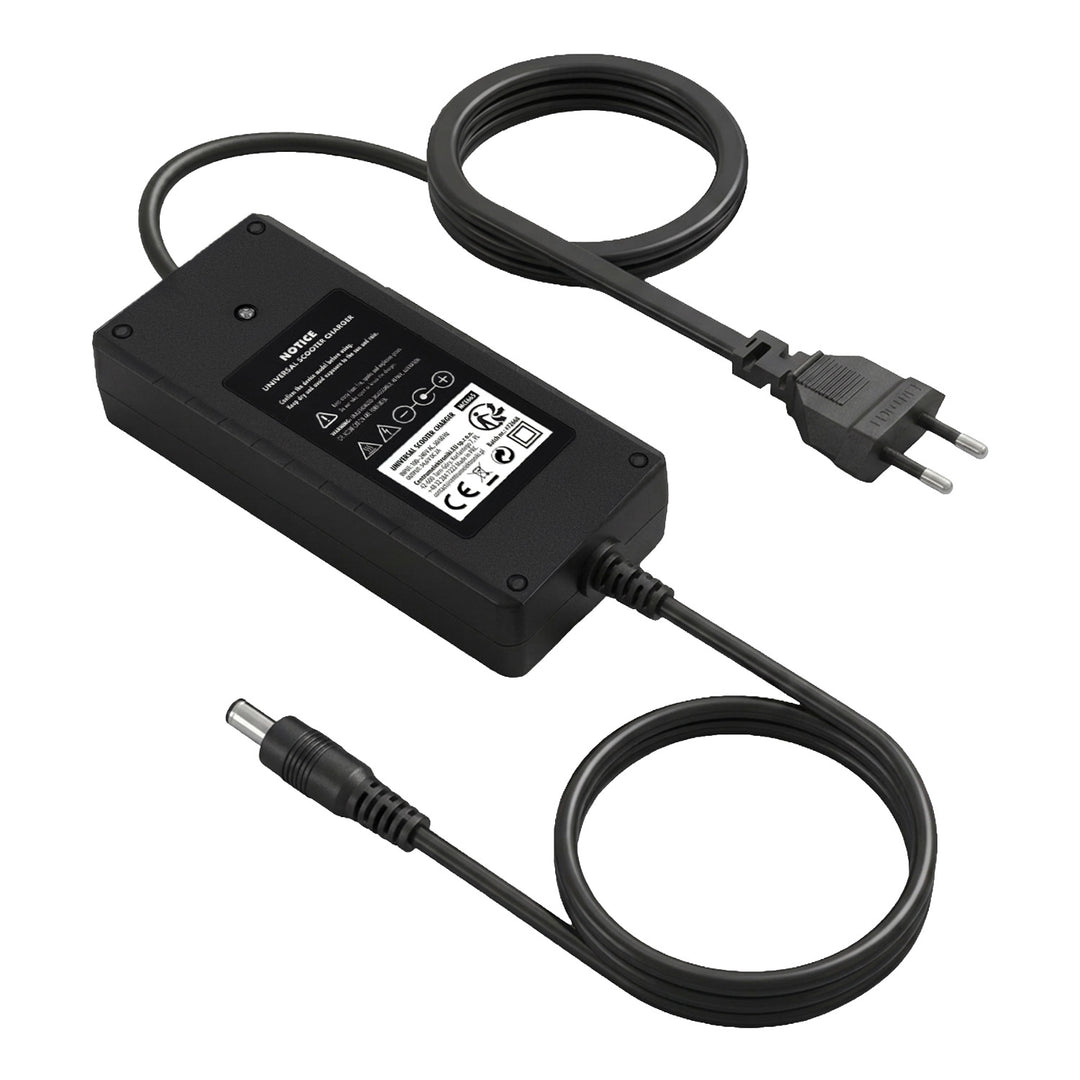Caricabatterie universale / Alimentatore Maclean Energy, per monopattini elettrici, 54,6 V CC, 2 A, max 110 W, ricarica rapida, 6 spine, MCE665