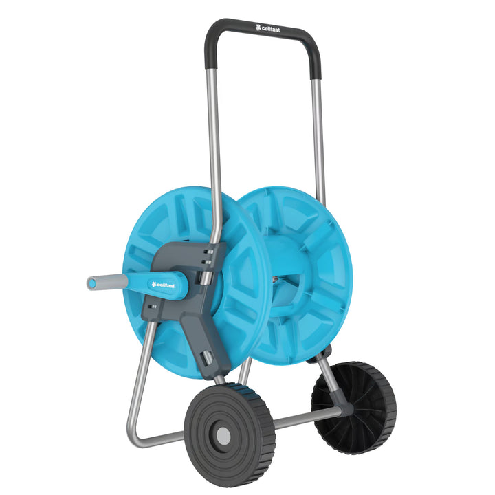 Carrello portatubo Cellfast Aluplus da 1/2" e 60 m + tubo da giardino Cellfast Quattro da 1/2" e 15 m + set con irrigatore a getto dritto Cellfast Basic da 1/2"