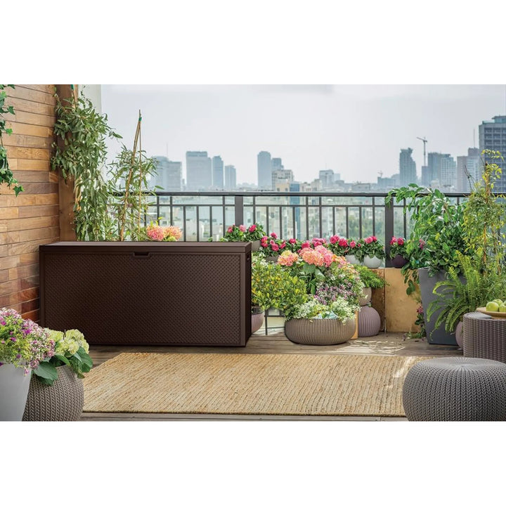 Cassetta da giardino Keter Emily, capacità 277 L, colore marrone, carico massimo 20 kg, resistente alle intemperie, dotata di maniglie e rotelle, 249719