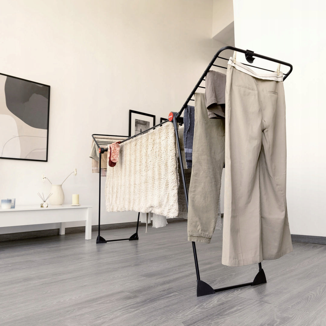 Stendibiancheria Vileda Infinity Flex Ultimate, colore nero, fino a 30 m di superficie di asciugatura, estensibile, struttura rialzata, ganci per la biancheria, rotelle integrate, 179620