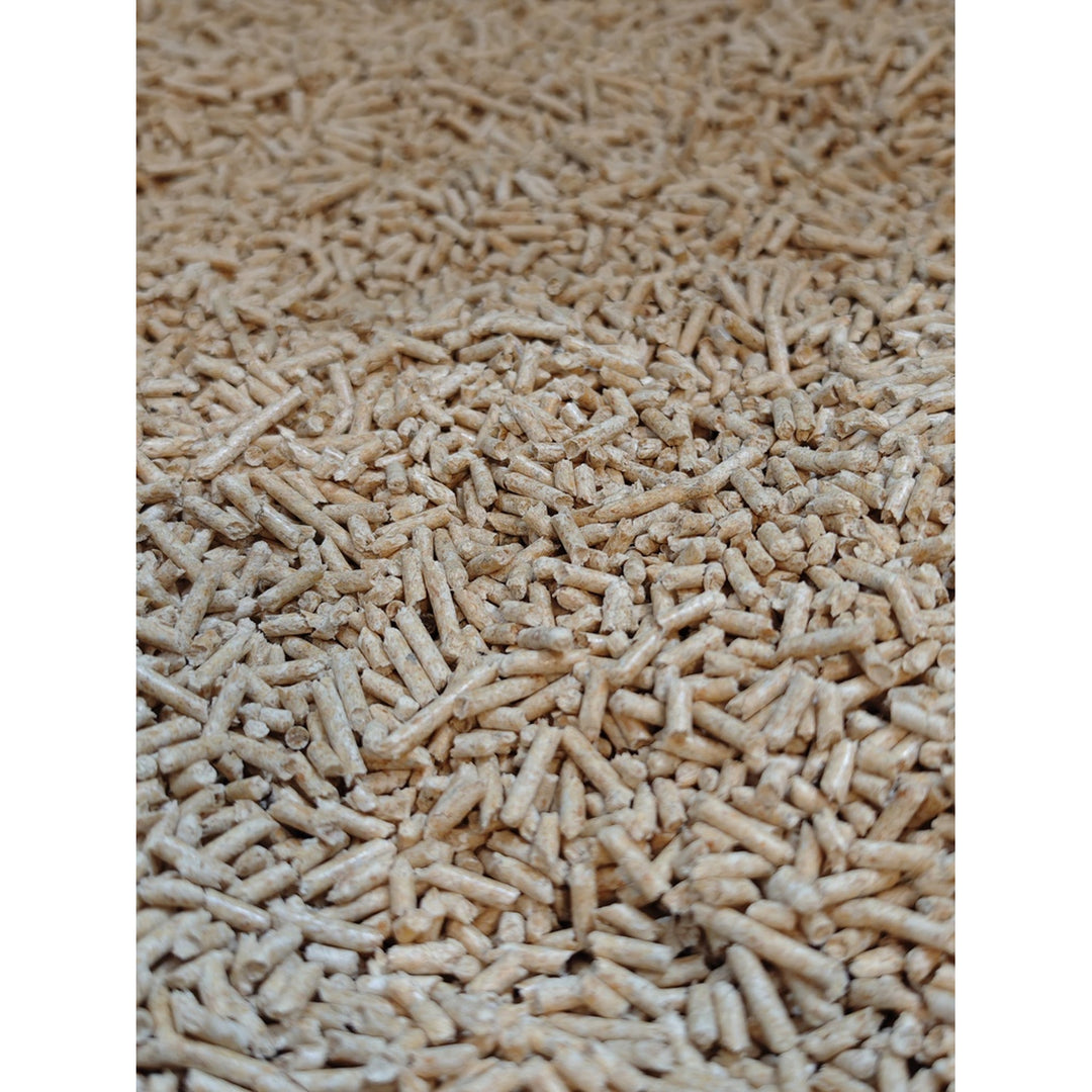 Lettiera agglomerante, Animax Golden Line 3 mm, granuli piccoli, 2 sacchi da 7 L