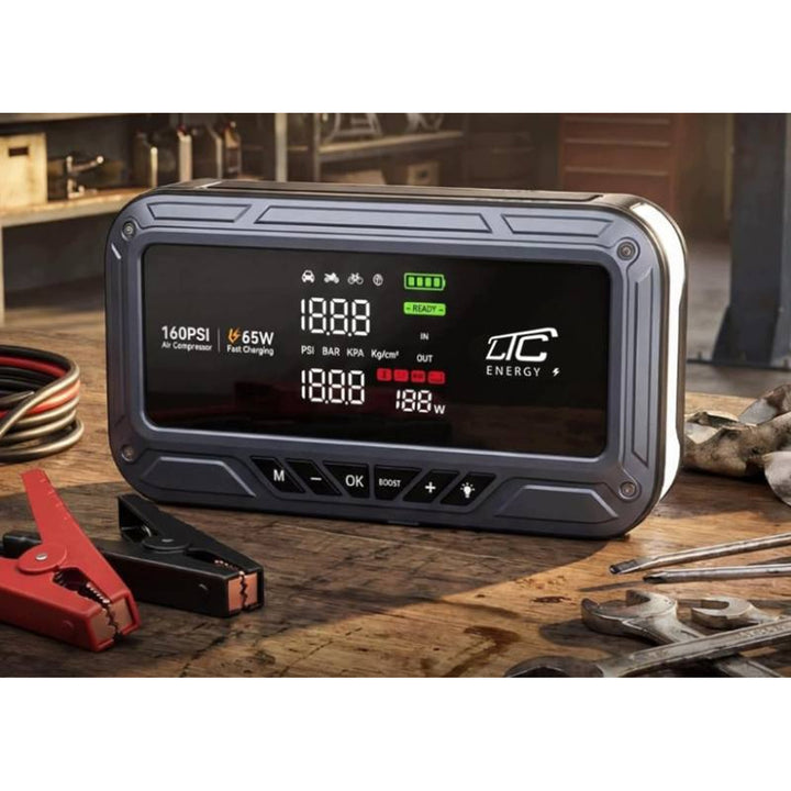 Jump Starter LTC, 12.000 mAh, con compressore, torcia e powerbank, display LCD, potenza 65 W, cavi e custodia inclusi, LXJS120