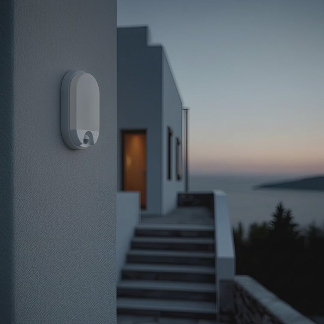 Lampada LED con sensore di movimento a infrarossi MCE340 W 1100lm 15W IP54 Maclean Energy bianco, bianco naturale (4000K)